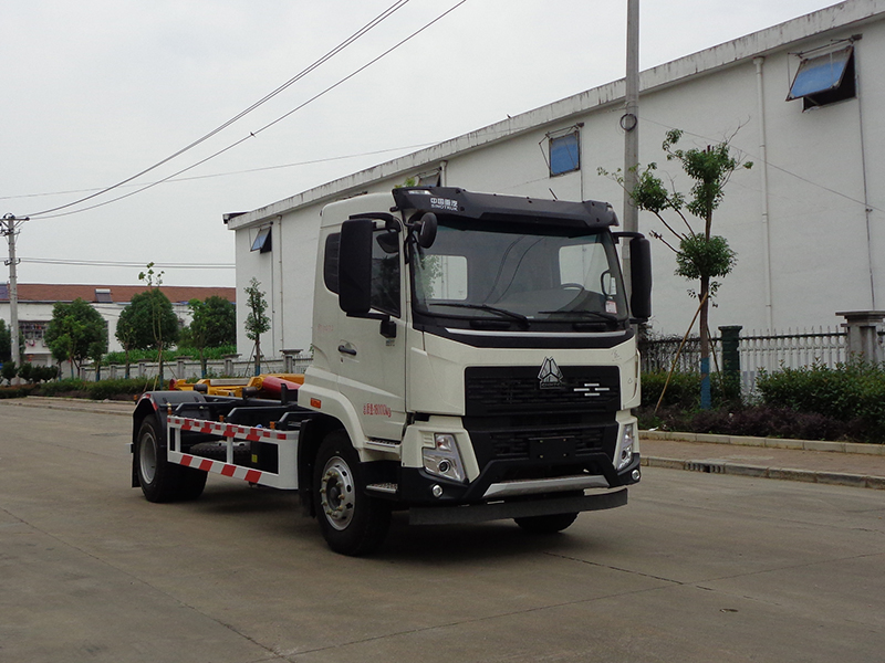 中潔牌XZL5187ZXX6型車(chē)廂可卸式垃圾車(chē)