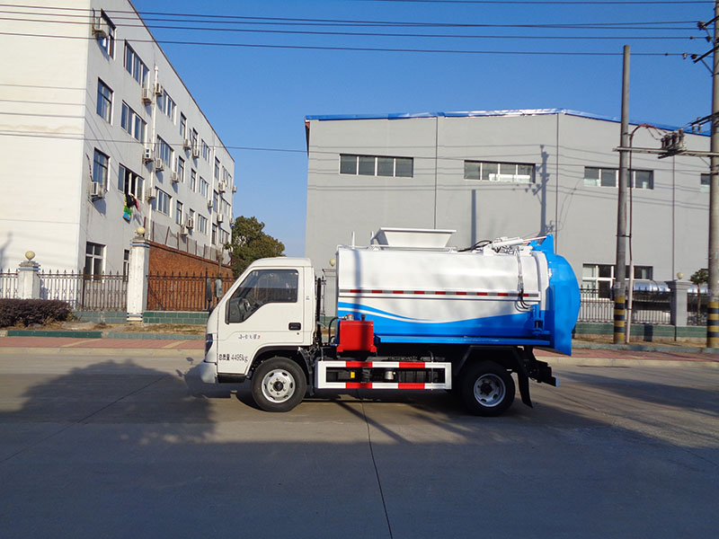 XZL5045TCA6型餐廚垃圾車